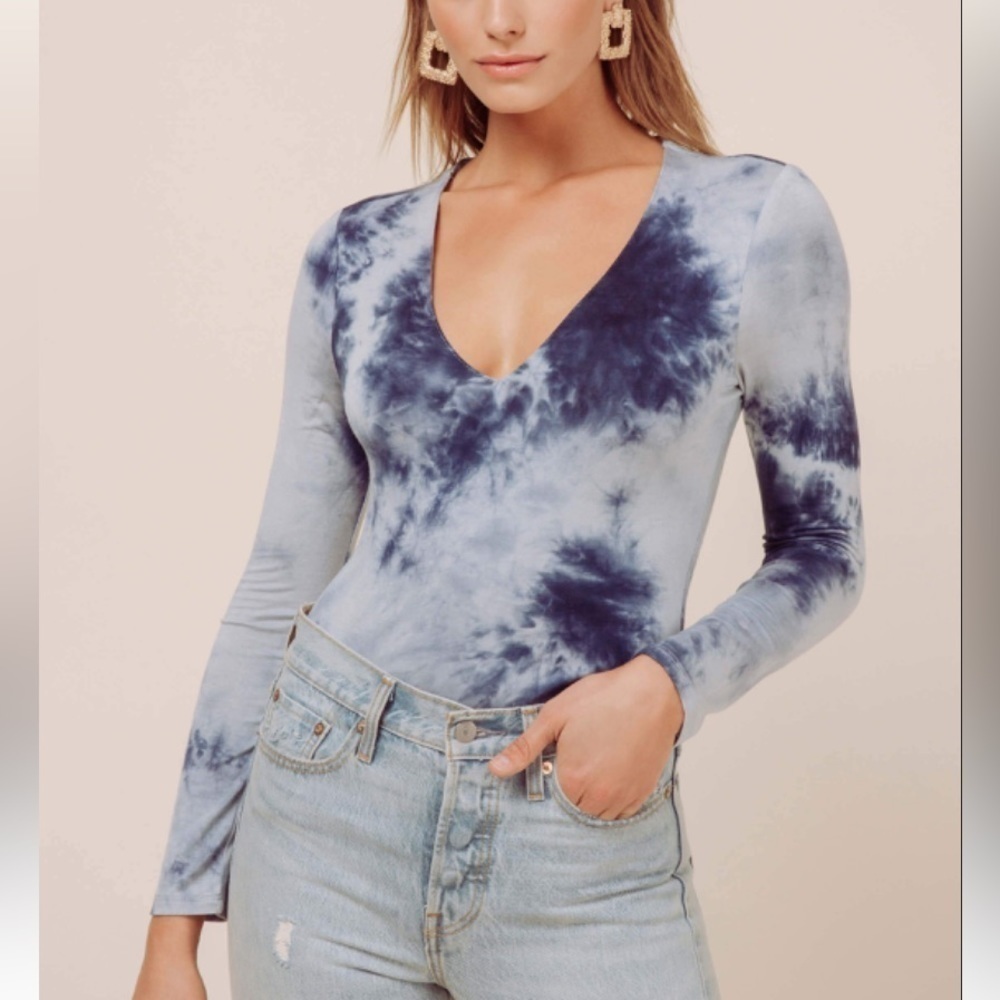 ASTR blue tie dye long sleeve deep v neck thong bodysuit size S